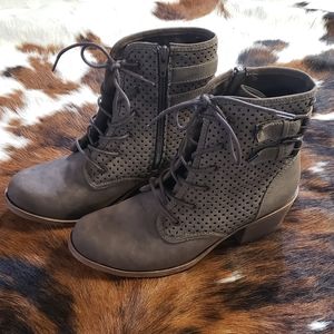Roxy Booties